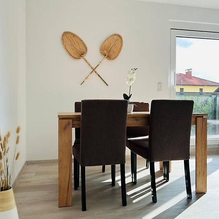 Sunny Modern Apartment With Balcony - Free Parking Wien Exteriör bild